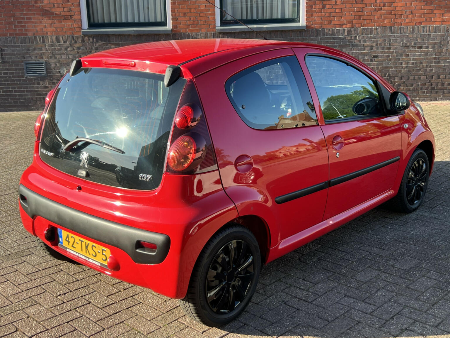 Peugeot-107-11