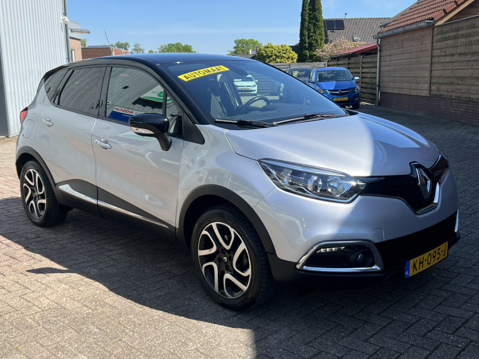 Renault-Captur-12